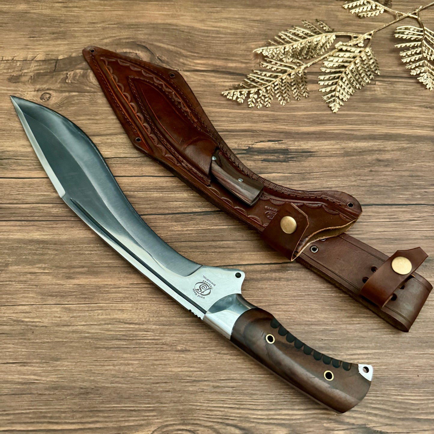 hand-forged kukri machete rosewood handle leather sheath complete set