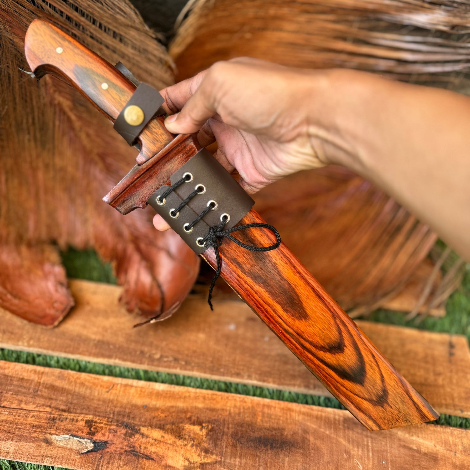 HAND FORGED MACHETE