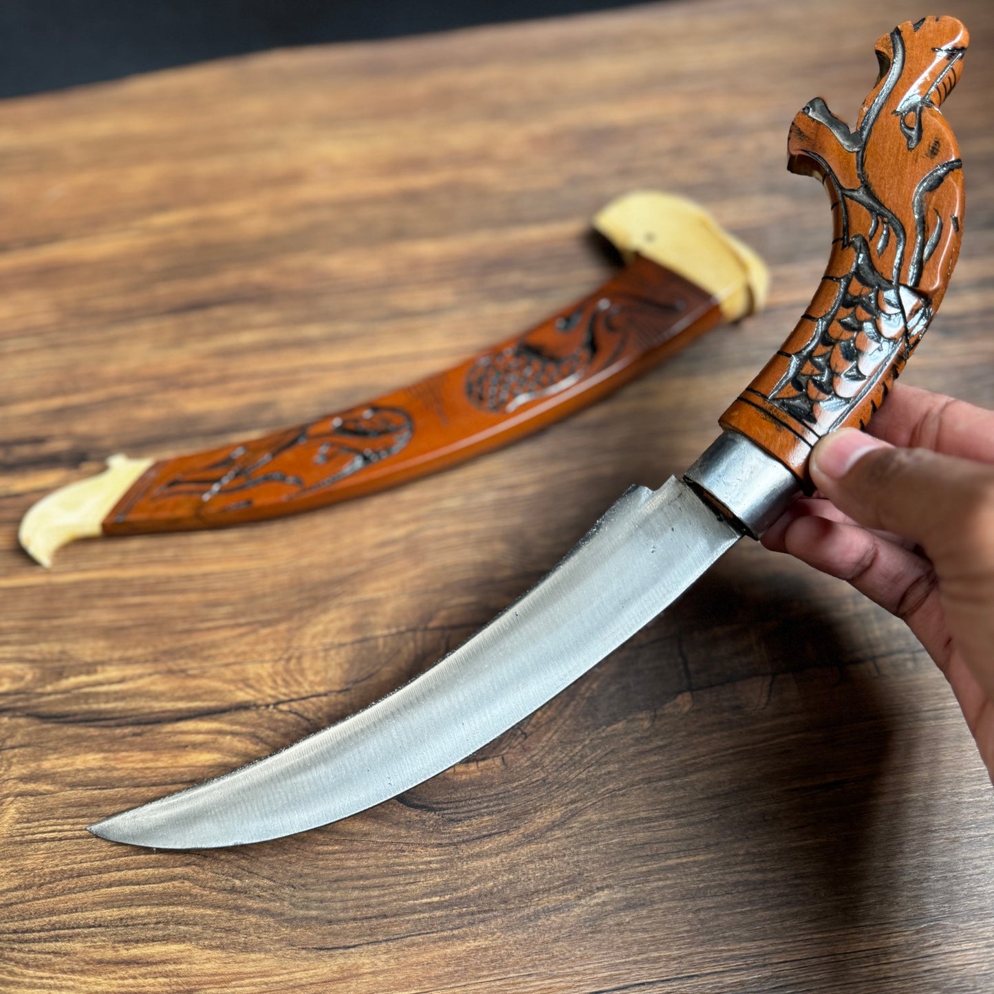 damascus steel parang machete natural pamor pattern forging marks close up