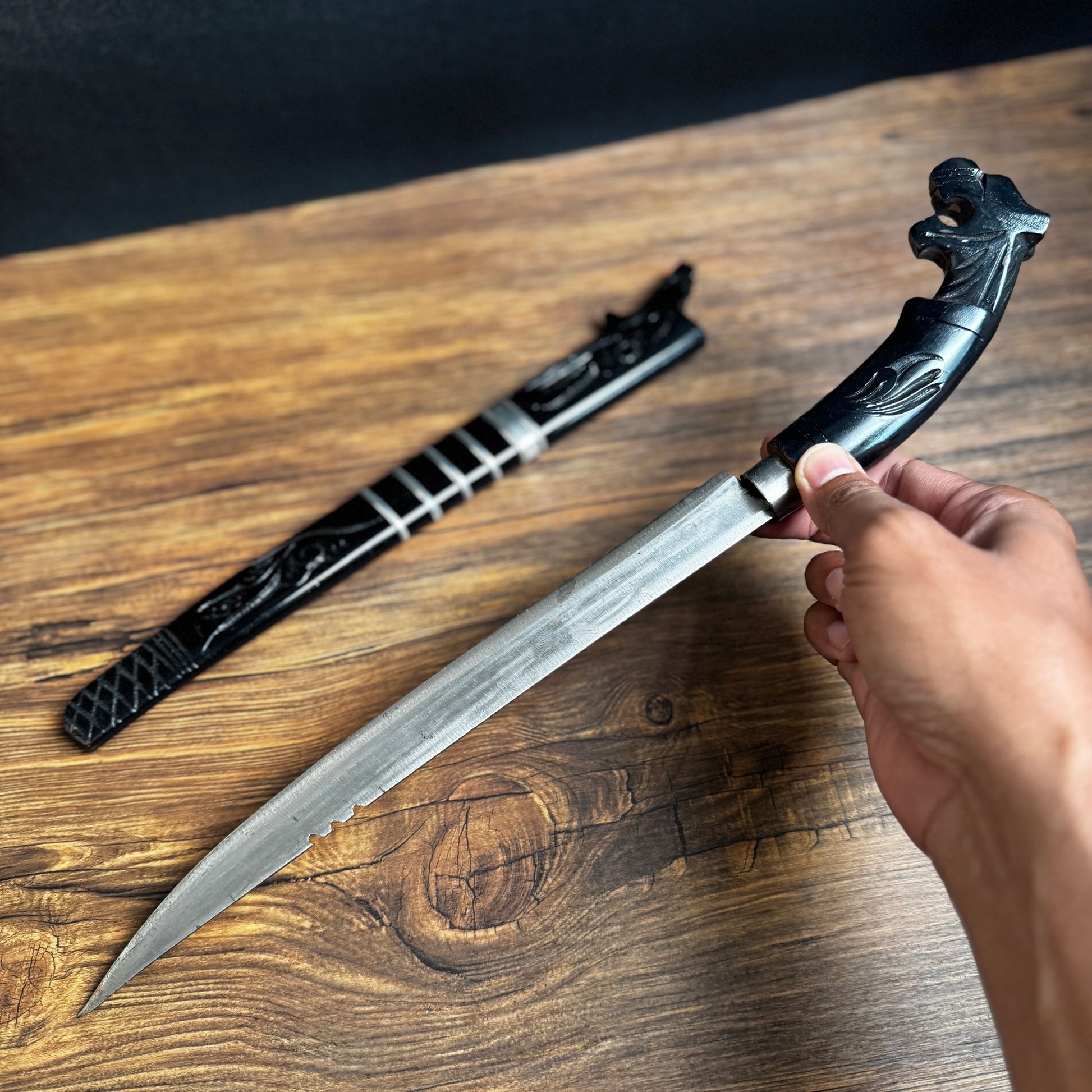 damascus steel Indonesian parang machete natural pamor pattern forging marks close up