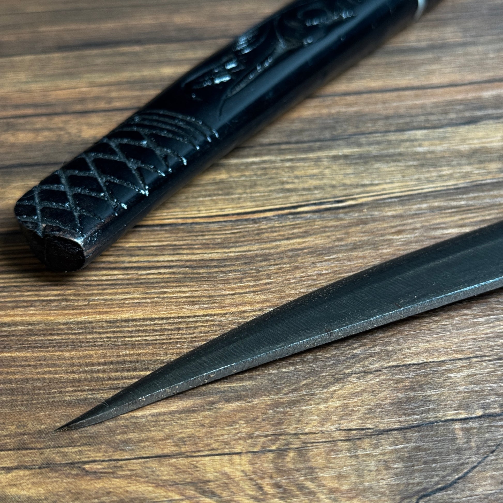 Indonesian parang machete carved wooden sheath batik motif complete set