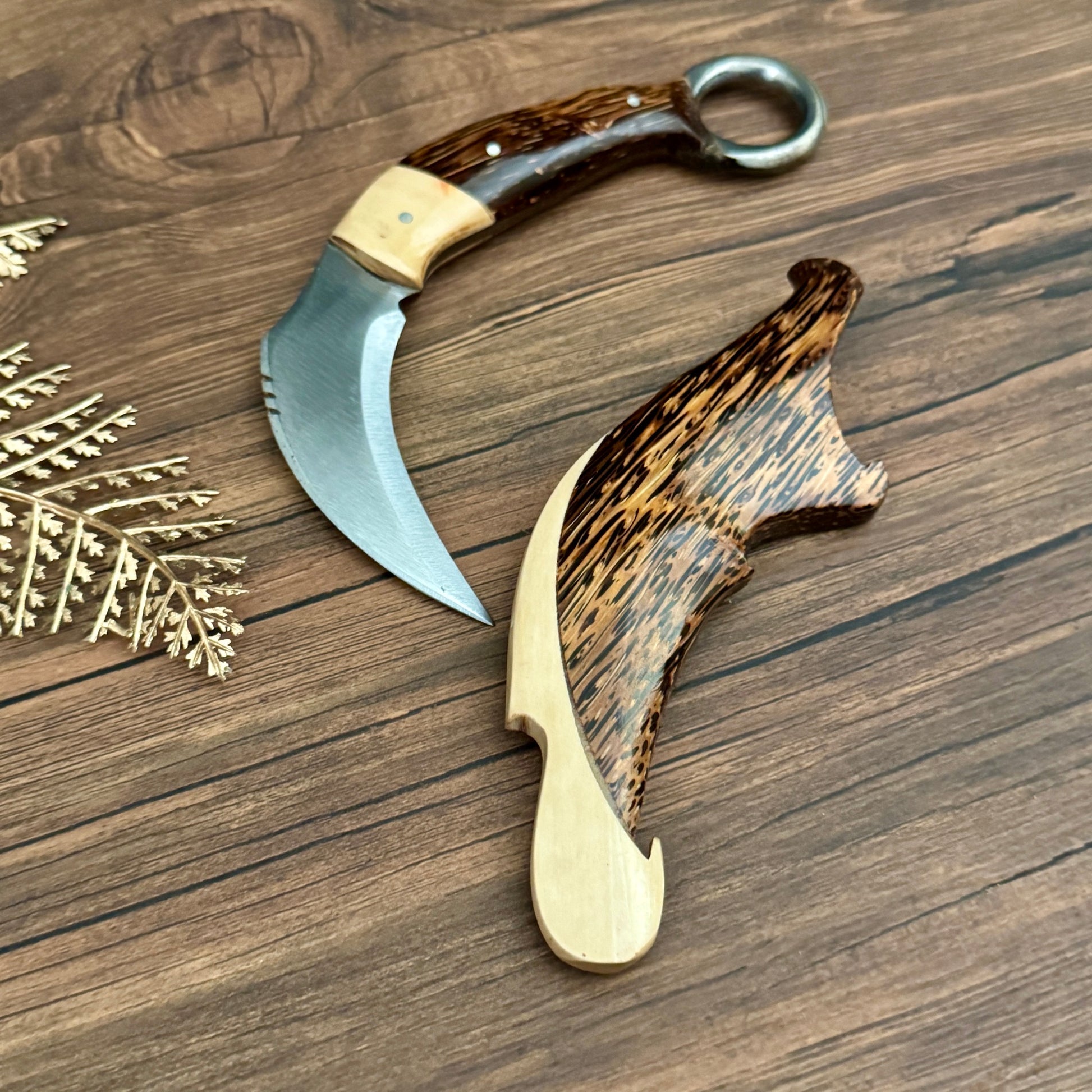 hand-forged karambit knife indonesian full tang spring steel close up