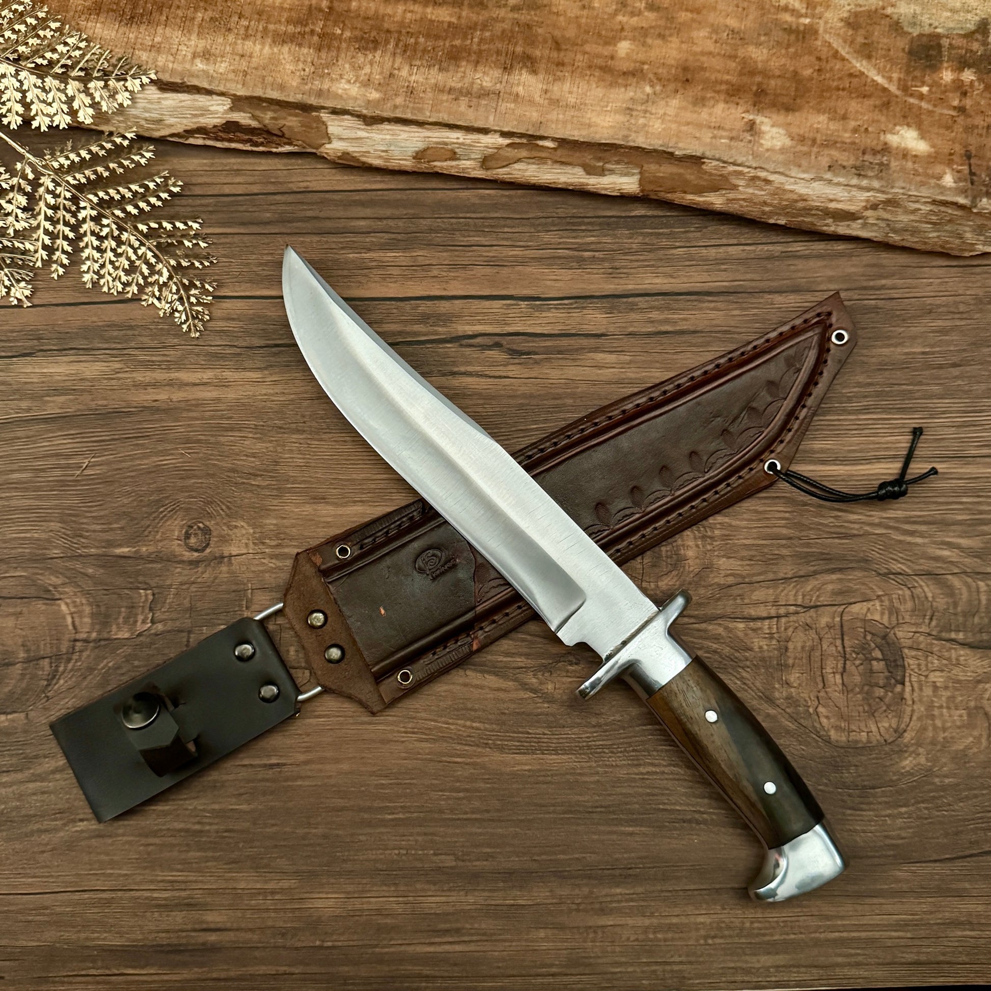 leather sheath hand-forged 5160 spring steel tactical knife hand stitched pattern detail