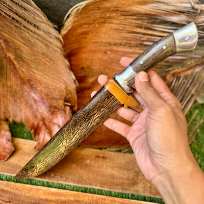 hand-forged golok machete 5160 spring steel blade side profile view