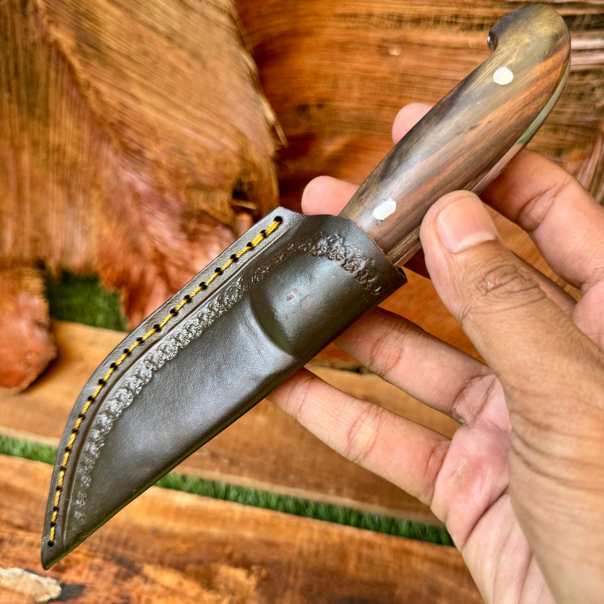 hand-forged bushcraft knife high speed steel blade sharp side profile