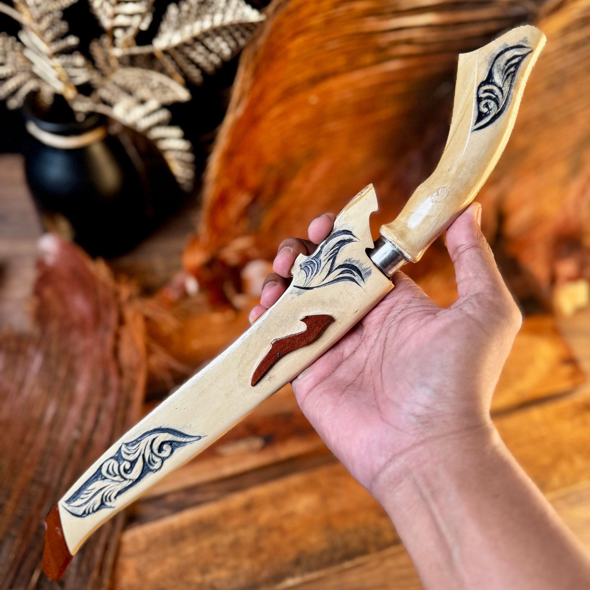 hand-forged Indonesian Laduk knife carbon steel blade side profile
