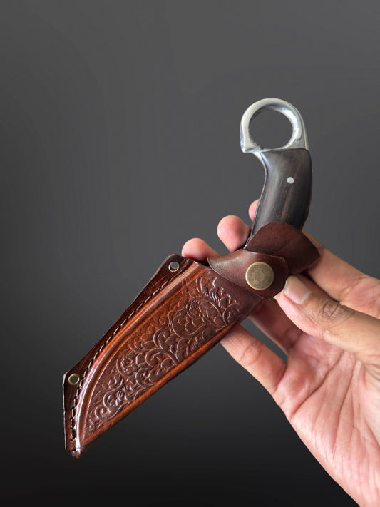 hand-forged skinning knife carbon steel blade side profile forged